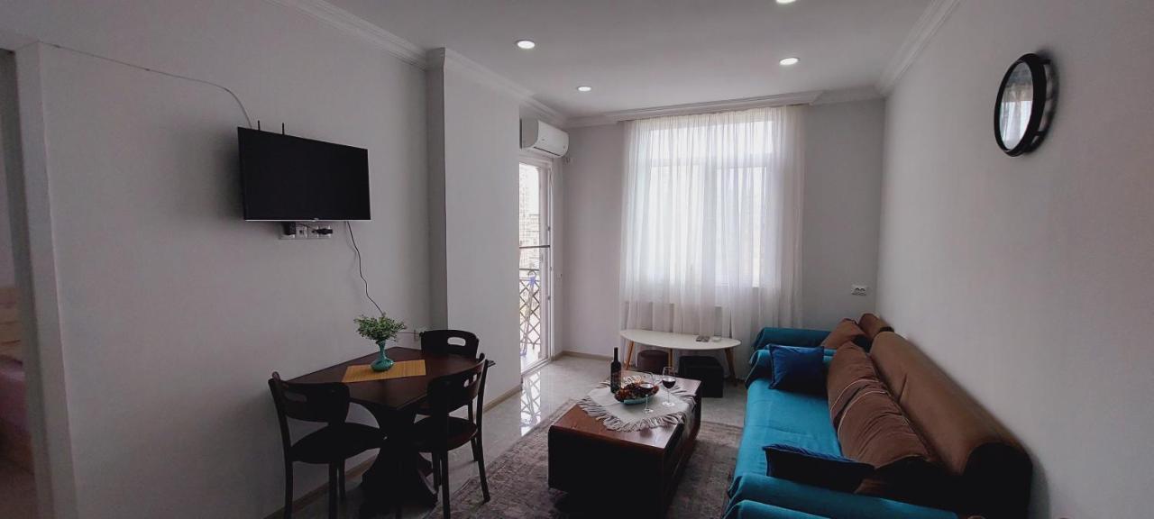 Irakli Sweet Home Batumi Kültér fotó